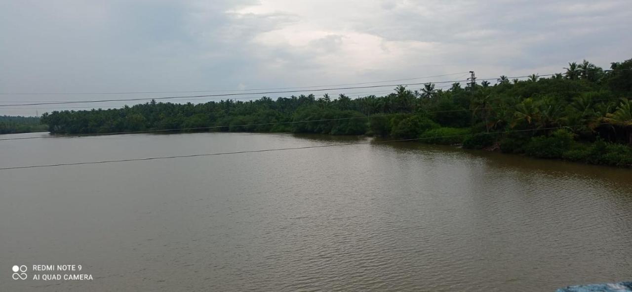 Shruthi'S Aarohi-Nature'S Retreat Mulappilangād Exterior foto